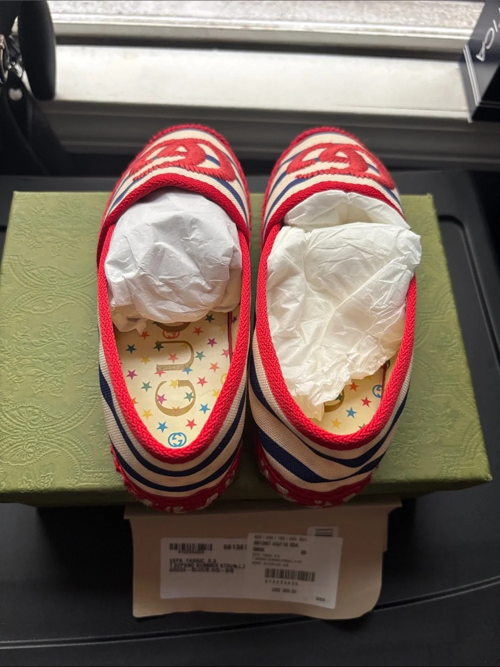 BRAND NEW sz 30 Gucci Kids red, white, and navy blue striped canvas espadrilles